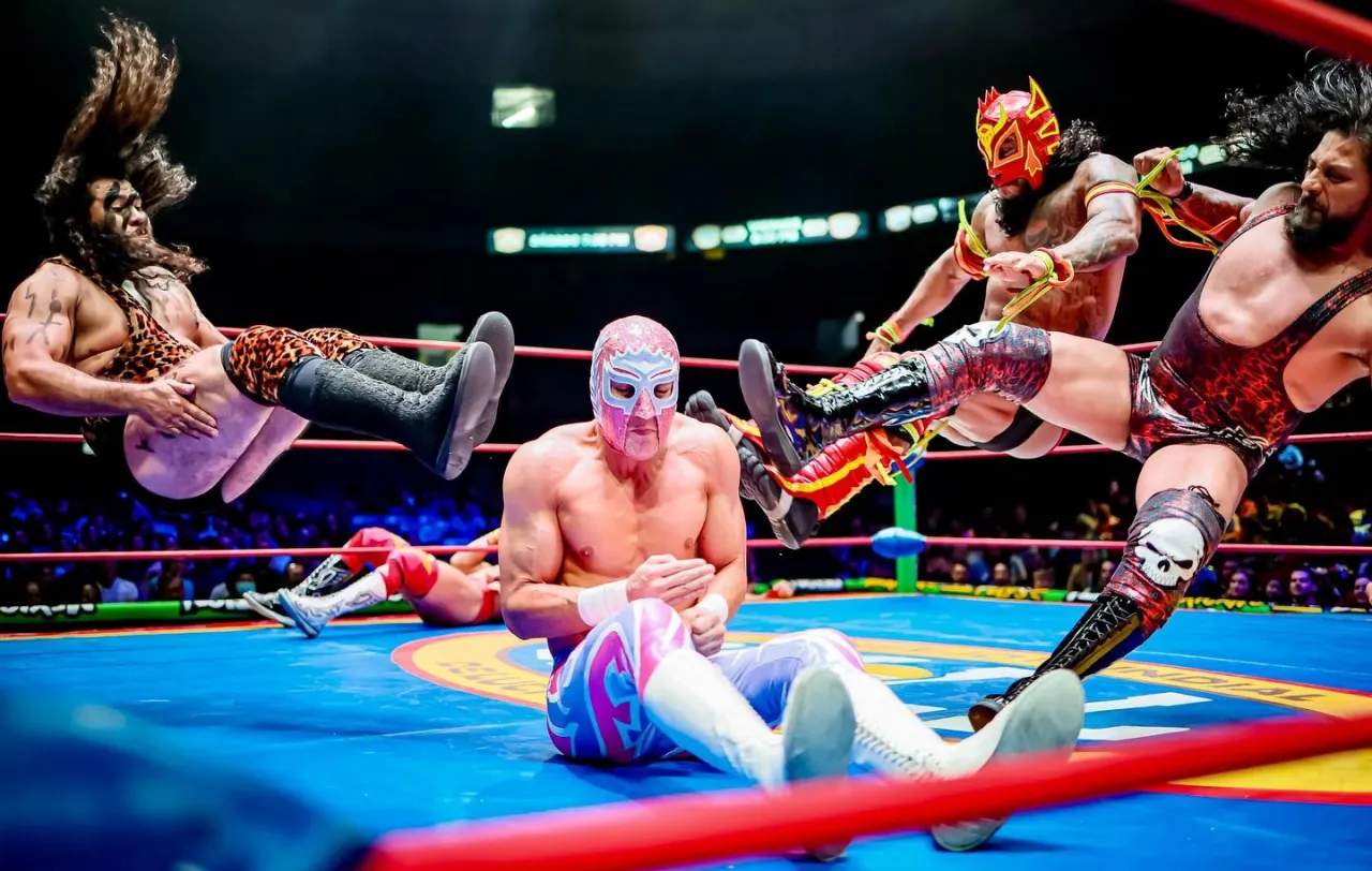 Mezcal and Taco Tasting + Lucha Libre